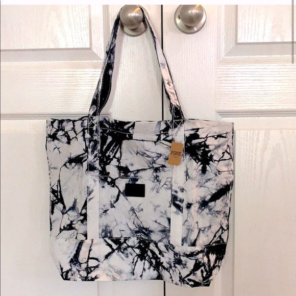 Last one✨Pink Victoria Secret tie die tote - Picture 5 of 5